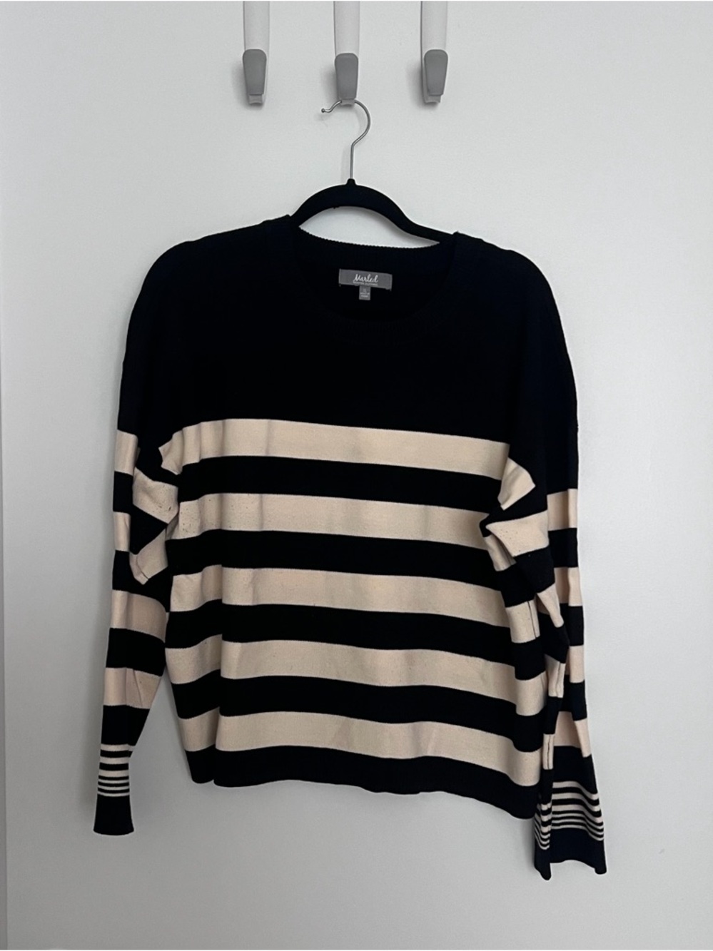 Marled Black Stripe Sweater Size XL